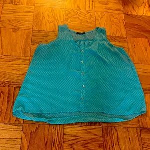 Lightweight teal tank